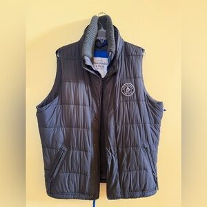 Abercrombie & Fitch Men's Dark Gray Quilted Puffer Vest